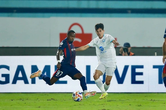 Nam Định vào bán kết Cúp C1 Đông Nam Á; Indonesia lập kỳ tích tại giải Futsal châu Á