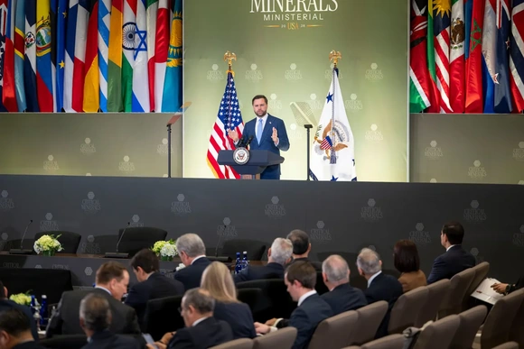 Mỹ đề xuất thành lập “Khu vực thương mại ưu đãi” về khoáng sản chiến lược