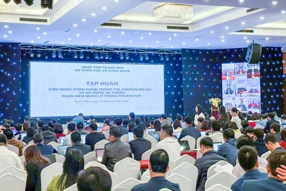 Tập huấn ứng dụng công nghệ thông tin, chuyển đổi số và sử dụng Hệ thống phần mềm Quản lý thông tin bầu cử