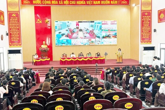 Các ứng cử viên đại biểu HĐND tỉnh tiếp xúc cử tri tại đơn vị bầu cử số 3