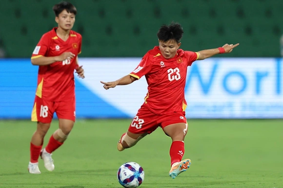 Tuyển nữ Việt Nam nhận thưởng lớn sau trận thắng Ấn Độ; Man Utd ôm hận trước Newcastle