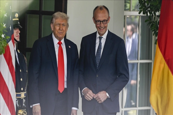 Lãnh đạo Mỹ - Đức hội đàm giữa căng thẳng Iran và thuế quan