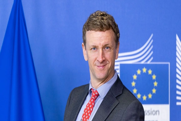 EU bảo vệ Tây Ban Nha trước cảnh báo cấm vận thương mại của Tống thống Mỹ