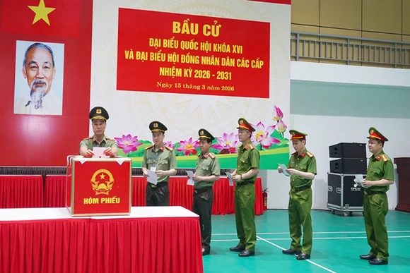 Ngày bầu cử 15/3: Cử tri toàn tỉnh “Chung ngày hội lớn”