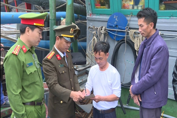 “Việc nhẹ lương cao” - cái bẫy phía sau những chuyến xuất cảnh trái phép