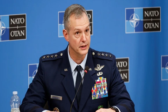 NATO rút toàn bộ lực lượng khỏi Iraq, chuyển sang châu Âu