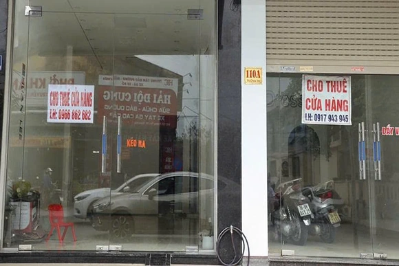 Nhiều mặt bằng “đất vàng” treo biển cho thuê dài ngày