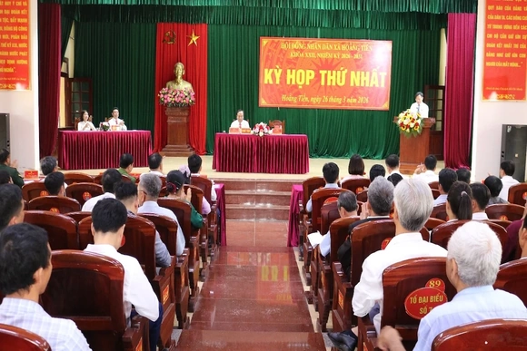 Kỳ họp thứ nhất HĐND xã Hoằng Tiến kiện toàn các chức danh chủ chốt