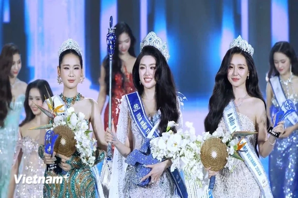 Chung kết Miss World Vietnam 2025: Người đẹp Phan Phương Oanh đăng quang