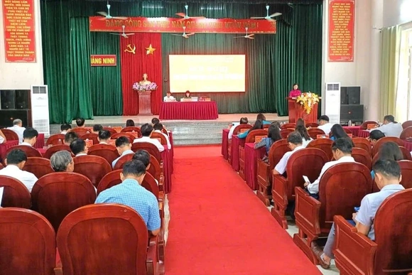 Hội nghị Ban Chấp hành Đảng bộ xã Quảng Ninh lần thứ 13