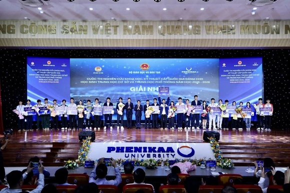 Bộ GD-ĐT xác minh nghi vấn “đạo văn” trong cuộc thi nghiên cứu khoa học kỹ thuật