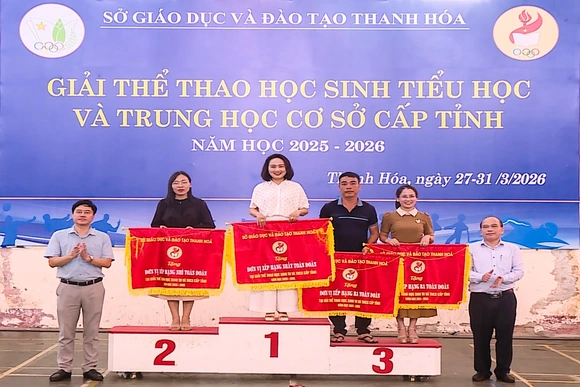 Phường Hạc Thành xếp thứ Nhất toàn đoàn tại Giải thể thao học sinh TH và THCS tỉnh Thanh Hóa
