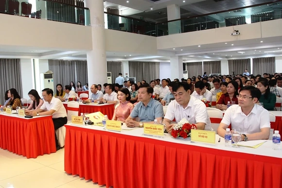 Tổng kết công tác Mặt trận tham gia bầu cử ĐBQH khóa XVI và đại biểu HĐND các cấp