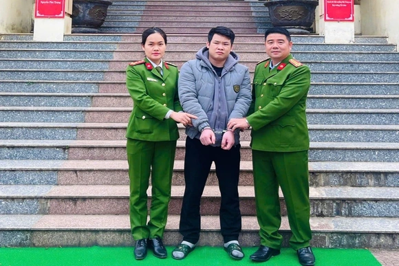 Không để đối tượng truy nã ngoài vòng pháp luật