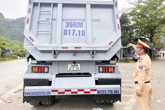 Ngăn chặn xe quá tải “lộng hành”