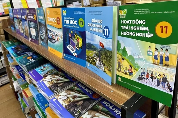 Bộ Giáo dục và Đào tạo ban hành tiêu chuẩn sách giáo khoa điện tử