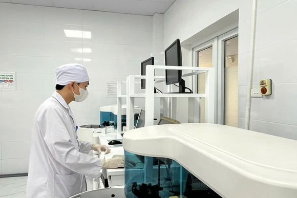 Từ Nghị quyết đến thực tiễn: Hành trình vì sức khỏe Nhân dân (Bài cuối): Vươn tầm y tế chuyên sâu -&nbsp;lấy người bệnh làm trung tâm phục vụ