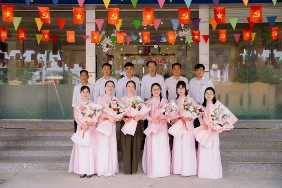 Thông báo sửa đổi, bổ sung giấy phép hoạt động Quỹ tín dụng nhân dân Quảng Hợp