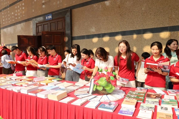 Nhiều hoạt động sôi nổi tại Ngày hội đọc sách