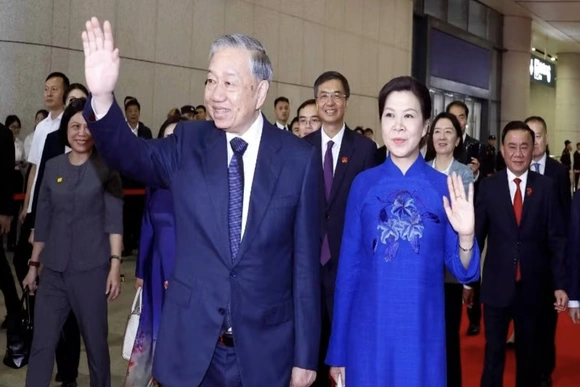 Tổng Bí thư, Chủ tịch nước kết thúc tốt đẹp chuyến thăm cấp Nhà nước đến Trung Quốc