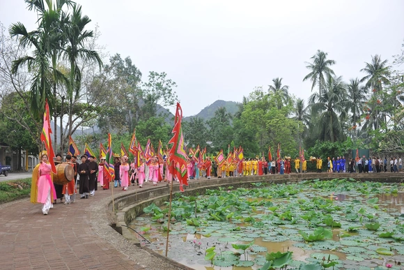 Lễ hội đền Đức Thánh Cả: Nét đẹp văn hóa tâm linh của làng cổ Đông Sơn