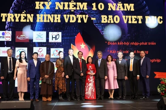 Hành trình 10 năm làm cầu nối thông tin cho cộng đồng người Việt tại Đức