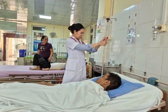 Tín hiệu tích cực từ thu hút bác sĩ ở Bệnh viện đa khoa Lang Chánh