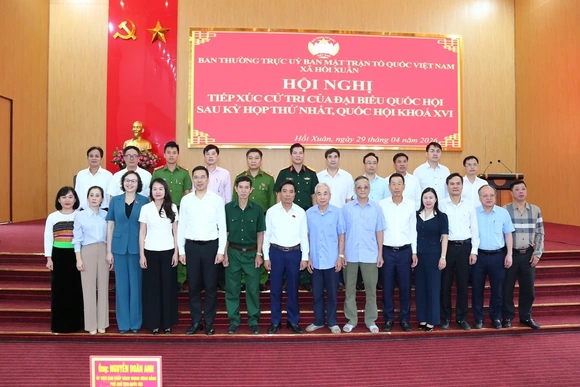 Phó Chủ tịch Quốc hội Nguyễn Doãn Anh  tiếp xúc cử tri 44 xã trên địa bàn tỉnh Thanh Hóa