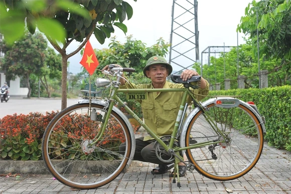 “Lãng tử xe đạp”&nbsp;và chiếc xe mang tên “Độc lập”