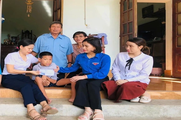 Nữ bí thư đoàn xã nhiệt huyết, trách nhiệm