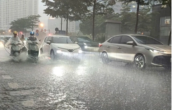 Thanh Hóa đón không khí lạnh, gây mưa kèm dông lốc