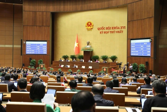 Chính phủ lý giải vì sao kéo dài mức thuế ưu đãi với xe điện đến 2030