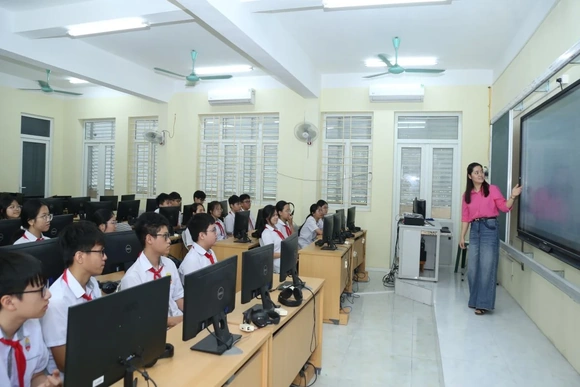Lập lại trật tự tuyển sinh ở Hạc Thành (Bài 1): Nghịch lý thừa -&nbsp;thiếu học sinh