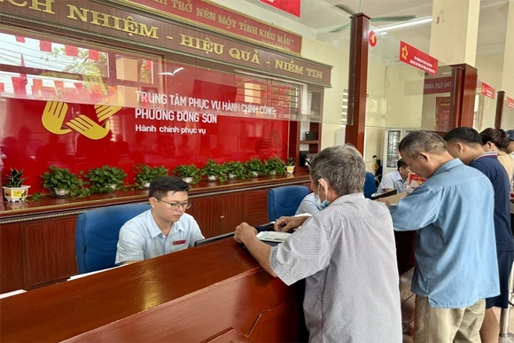 Đông Sơn thi đua học tập và làm theo Bác