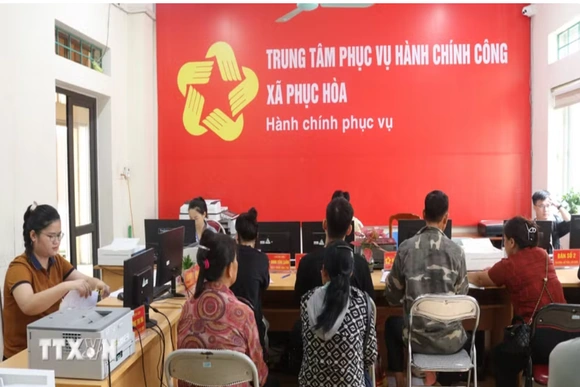 Tinh gọn bộ máy: Gần dân để chính quyền mạnh hơn