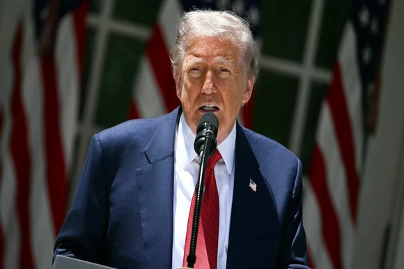 Tổng thống Donald Trump dự kiến ​​Iran sẽ sớm phản hồi đề xuất của Mỹ về việc chấm dứt xung đột