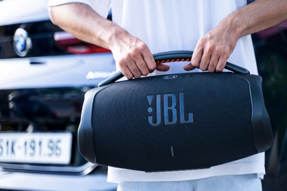 Top 3 loa Bluetooth JBL có dải Bass mạnh mẽ, nội lực, bùng nổ mọi giác quan