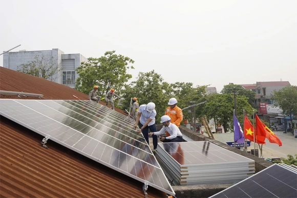 Thúc đẩy tiết kiệm, chuyển dịch năng lượng