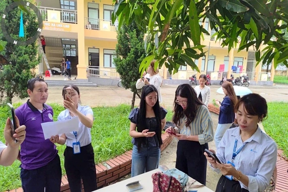 Hỗ trợ sinh viên người nước ngoài xác thực thông tin thuê bao di động