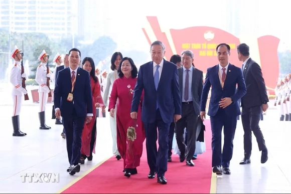 Toàn cảnh lễ khai mạc Đại hội đại biểu toàn quốc Mặt trận Tổ quốc Việt Nam lần thứ XI