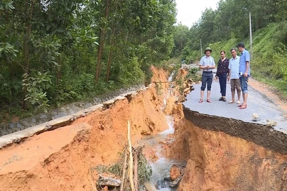 Hỗ trợ gần 59 tỷ đồng khắc phục hậu quả thiên tai 35 công trình trên địa bàn tỉnh