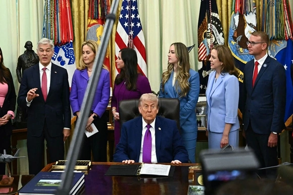 Ông Trump chỉ trích lực lượng người Kurd liên quan kế hoạch hỗ trợ phe đối lập Iran