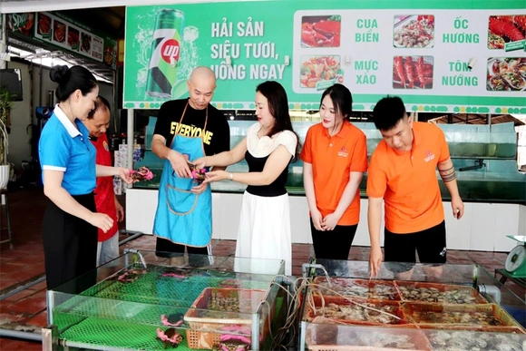 Để mỗi hội viên phụ nữ&nbsp;là một “đại sứ” du lịch