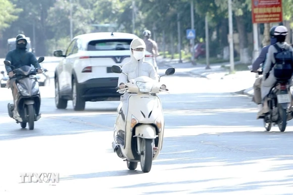 Thời tiết ngày 22/5: Nắng nóng trở lại Bắc Bộ và Trung Bộ, có nơi vượt 37 độ C