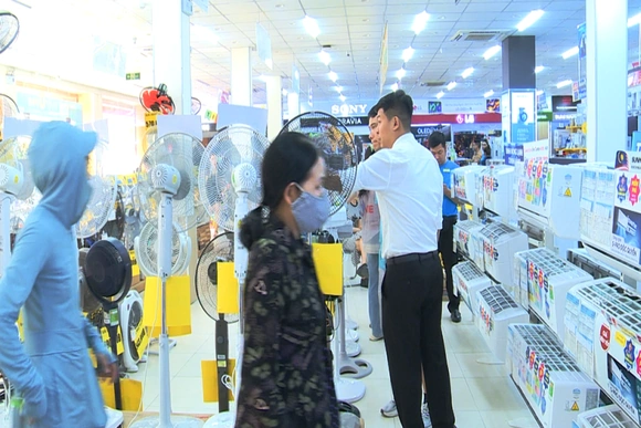 Các thiết bị làm mát “tăng nhiệt” theo thời tiết