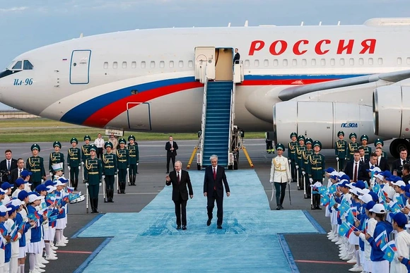 Tổng thống Nga Putin thăm cấp nhà nước tới Kazakhstan