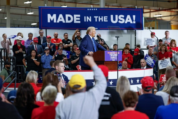 Dư luận Mỹ đặt dấu hỏi lớn về lời hứa “thời kỳ hoàng kim” của ông Trump