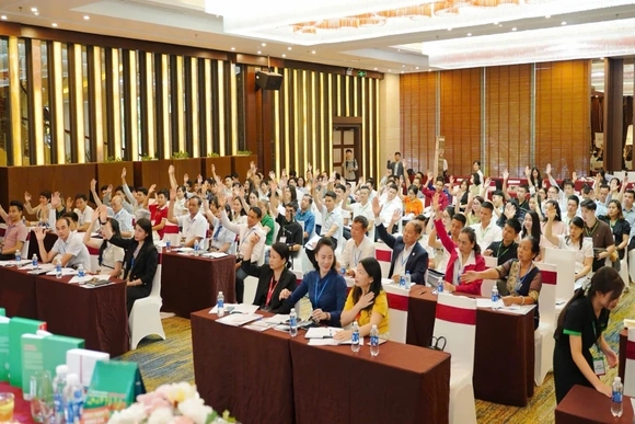 Gần 200 chủ doanh nghiệp vừa và nhỏ tham gia khóa học Giải phóng lãnh đạo