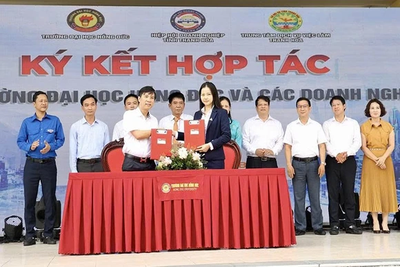 Nghị quyết số 71-NQ/TW - Chiến lược cốt lõi tạo đột phá về giáo dục và đào tạo (Bài cuối): Đại học Hồng Đức trước ngưỡng cửa tự chủ và đổi mới