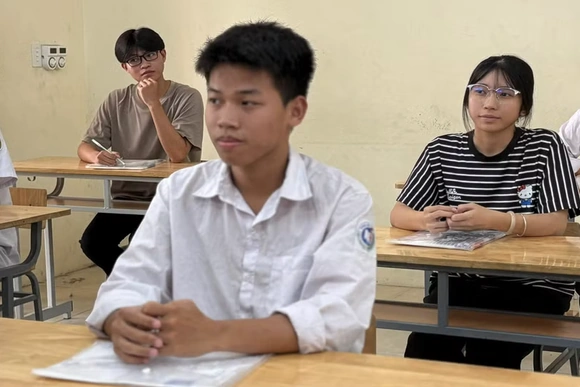 Thi tốt nghiệp THPT: Bộ GD-ĐT lần đầu tiên áp dụng cách chấm mới với môn Ngữ văn